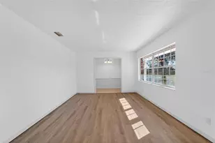 15108 Sydney Rd, Dover, FL 33527 - Photo 9