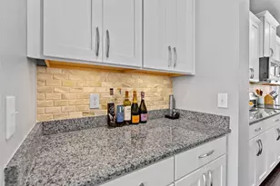 135 24th Ave S, Saint Petersburg, FL 33705 - Photo 11