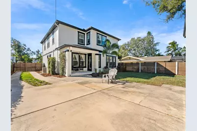 135 24th Avenue S, Saint Petersburg, FL 33705 - Photo 37