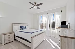 135 24th Ave S, Saint Petersburg, FL 33705 - Photo 29
