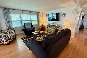 34483 Cactus Dr N, Pinellas Park, FL 33781 - Photo 11