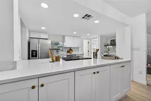 109 E Lambright St, Tampa, FL 33604 - Photo 7