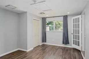 301 43rd Ave N, Saint Petersburg, FL 33703 - Photo 11