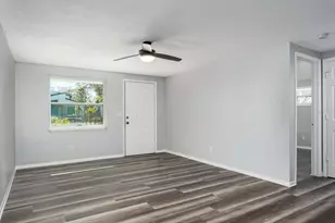 301 43rd Ave N, Saint Petersburg, FL 33703 - Photo 5