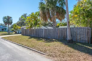 301 43rd Ave N, Saint Petersburg, FL 33703 - Photo 31