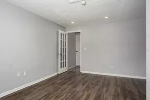 301 43rd Ave N, Saint Petersburg, FL 33703 - Photo 13