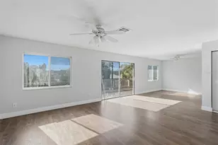 1858 Michigan Ave NE, Saint Petersburg, FL 33703 - Photo 9