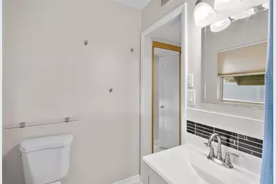 5600 33rd Avenue N, Saint Petersburg, FL 33710 - Photo 25