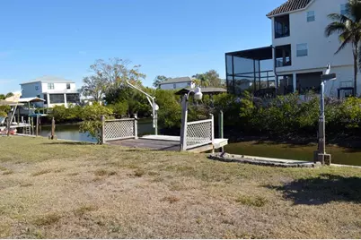 6525 Manila Palm Way, Apollo Beach, FL 33572 - Photo 3