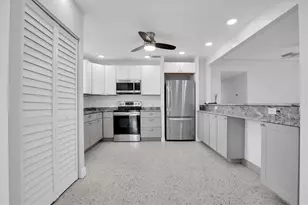 765 56th Ave S, Saint Petersburg, FL 33705 - Photo 11