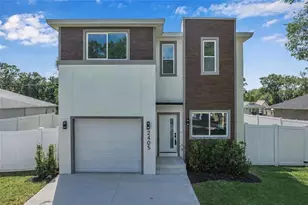 2405 S 69th St, Tampa, FL 33619 - Photo 1