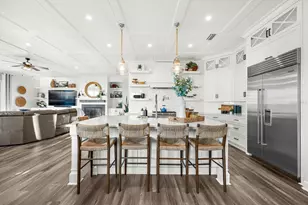 2059 N Pointe Alexis Dr, Tarpon Springs, FL 34689 - Photo 9