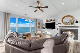 2059 N Pointe Alexis Dr, Tarpon Springs, FL 34689 - Photo 15