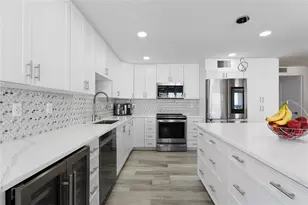 1390 Gulf Blvd, Clearwater Beach, FL 33767 - Photo 15