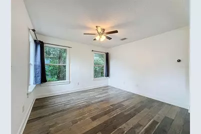 3126 Queen Street N, Saint Petersburg, FL 33713 - Photo 15