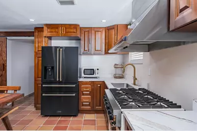 100 Punta Vista Drive, Saint Pete Beach, FL 33706 - Photo 17