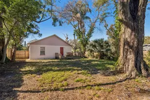 7707 N Taliaferro Ave, Tampa, FL 33604 - Photo 35