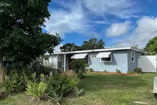 11412 103rd St, Largo, FL 33773 - Photo 1