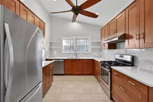 2905 14th St N, Saint Petersburg, FL 33704 - Photo 23