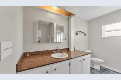 3120 Shady Oak Drive E, Lakeland, FL 33810 - Photo 13