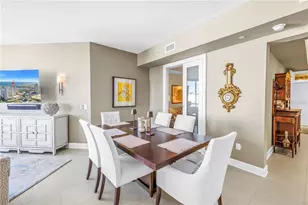 300 Beach Dr NE, Saint Petersburg, FL 33701 - Photo 11