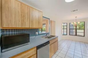 1262 Dockside Dr, Lutz, FL 33559 - Photo 21