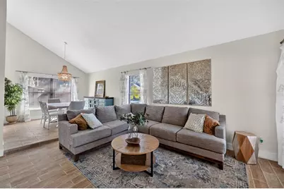 1807 Hitching Post Place, Plant City, FL 33566 - Photo 5