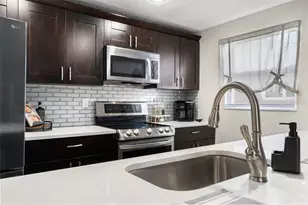 6333 Aberdeen Ave, New Port Richey, FL 34653 - Photo 5