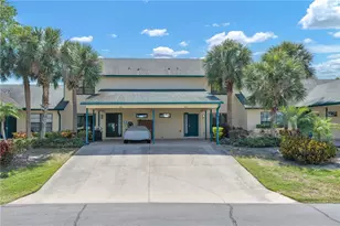 614 Yardarm Dr, Apollo Beach, FL 33572 - Photo 1