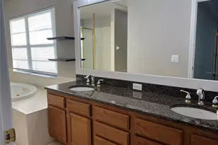 614 Yardarm Dr, Apollo Beach, FL 33572 - Photo 11