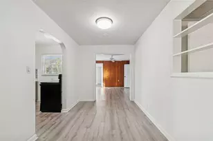 2900 49th Street N, Saint Petersburg, FL 33710 - Photo 7