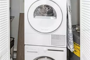 6020 Midnight Pass Rd, Sarasota, FL 34242 - Photo 15