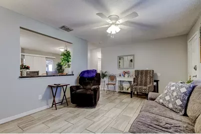 39748 Meadowood Loop, Zephyrhills, FL 33542 - Photo 9