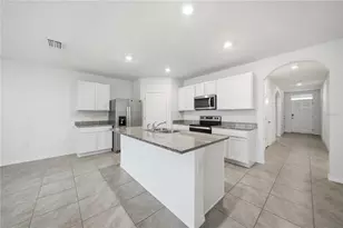 32597 Kobuk Valley Ave, Wesley Chapel, FL 33543 - Photo 3