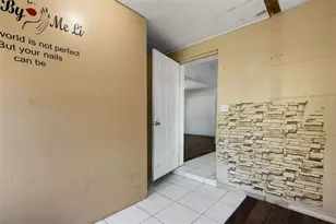 4560 68th St N, Saint Petersburg, FL 33709 - Photo 17