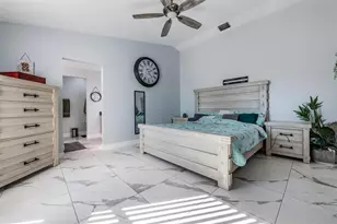 12004 Colonial Estates Ln, Riverview, FL 33579 - Photo 15