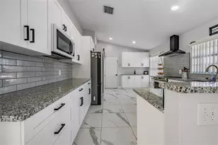 12004 Colonial Estates Ln, Riverview, FL 33579 - Photo 7