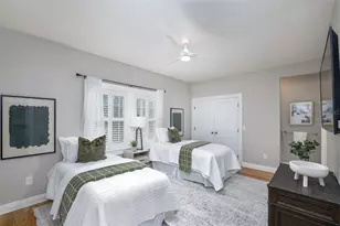 446 16th Ave NE, Saint Petersburg, FL 33704 - Photo 57