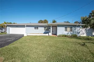 8651 Gulf Blvd, Saint Pete Beach, FL 33706 - Photo 33