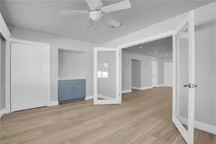 8651 Gulf Blvd, Saint Pete Beach, FL 33706 - Photo 17