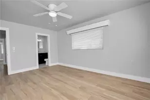 8651 Gulf Blvd, Saint Pete Beach, FL 33706 - Photo 19