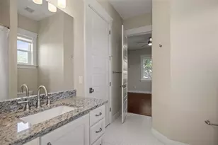 158 21st Ave N, Saint Petersburg, FL 33704 - Photo 47