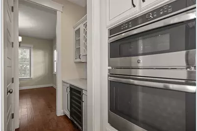 158 21st Avenue N, Saint Petersburg, FL 33704 - Photo 13