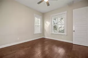 158 21st Ave N, Saint Petersburg, FL 33704 - Photo 27