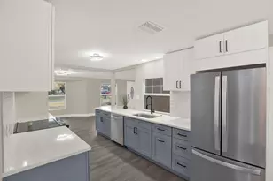 18803 Tracer Dr, Lutz, FL 33549 - Photo 11