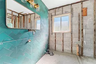 14555 N Bayshore Dr, Madeira Beach, FL 33708 - Photo 11