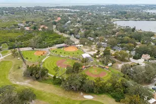 2603 Oak Cir, Tarpon Springs, FL 34689 - Photo 43