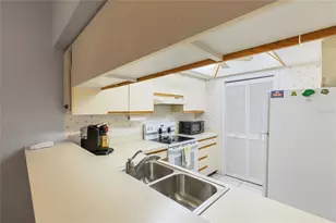 2603 Oak Cir, Tarpon Springs, FL 34689 - Photo 5