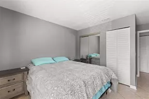 3001 58th Ave S, Saint Petersburg, FL 33712 - Photo 21