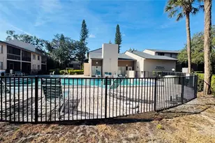 7519 Pitch Pine Cir, Tampa, FL 33617 - Photo 5